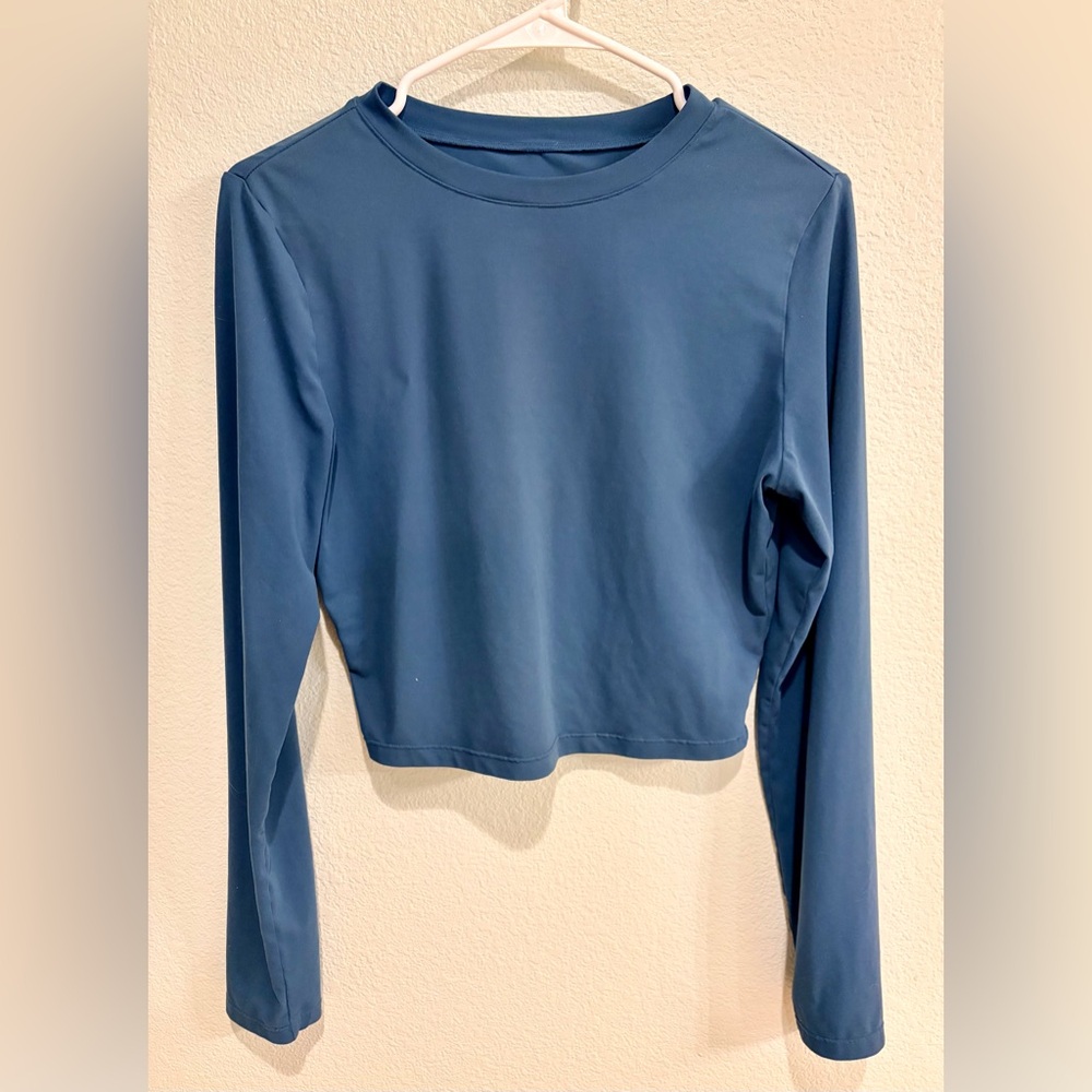 Women's Blue Long Sleeve Top